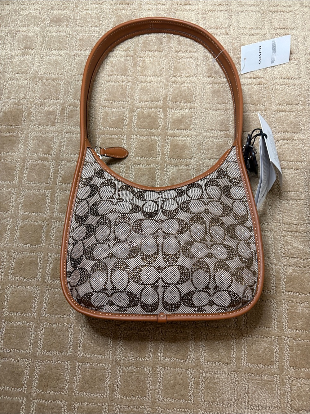 Coach Curve Zip in Crystal Jacquard - Picture 7 of 10